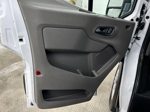 Used 2023 Ford Transit 350 XLT RWD image 19