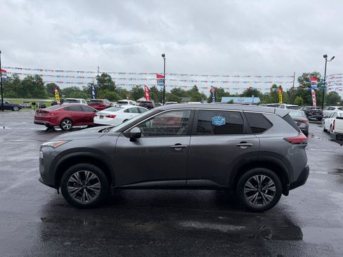 Used 2023 Nissan Rogue SV AWD/4WD image 8