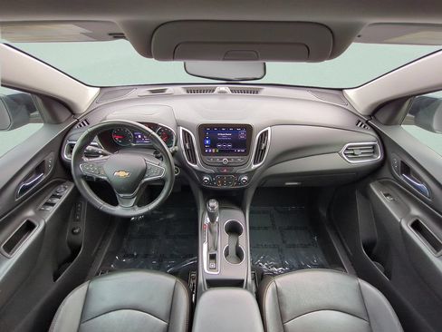 Used 2020 Chevrolet Equinox LT w/ Midnight Edition FWD image 11