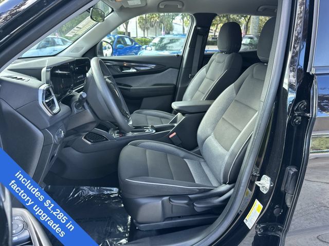 Used 2024 Chevrolet TrailBlazer LS w/ LS Convenience Package FWD image 30