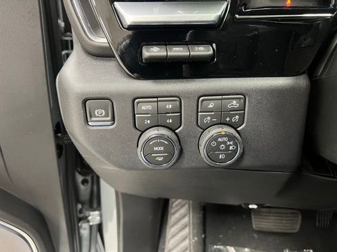 New 2026 Chevrolet Silverado 1500 High Country w/ Technology Package AWD/4WD image 13