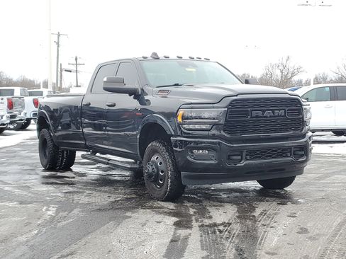 Used 2022 RAM 3500 Limited image 1