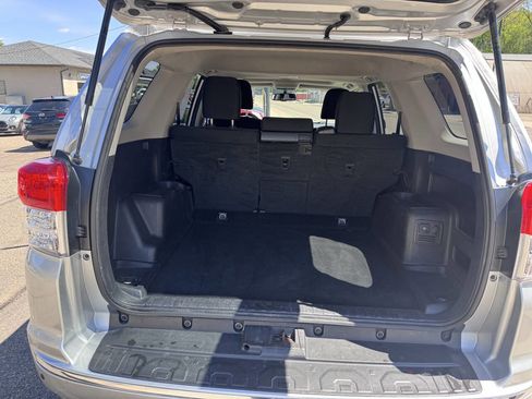 Used 2013 Toyota 4Runner SR5 w/ Convenience Pkg AWD/4WD image 11