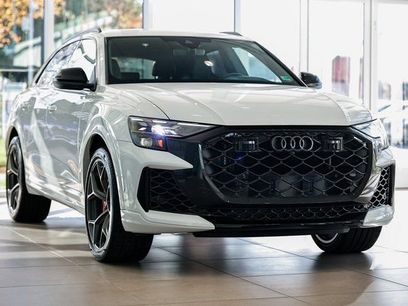 New 2026 Audi RS Q8 performance