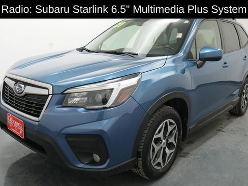 Used 2021 Subaru Forester Premium AWD/4WD image 3