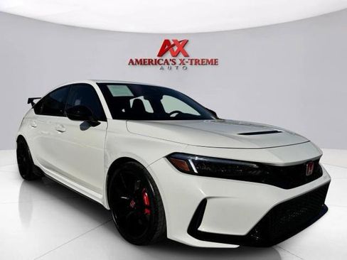 Used 2025 Honda Civic Type R image 8