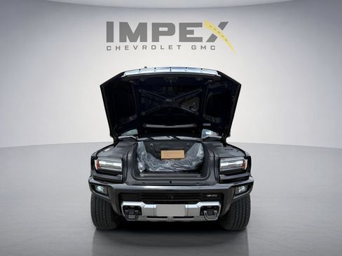 Used 2025 GMC Hummer EV 3X w/ LPO, Roof Cross Rail Package AWD/4WD image 9