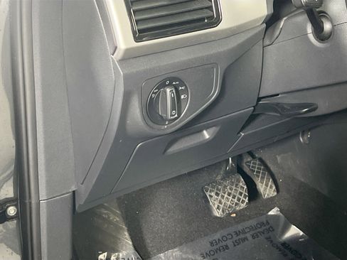 Used 2022 Volkswagen Atlas SE image 10