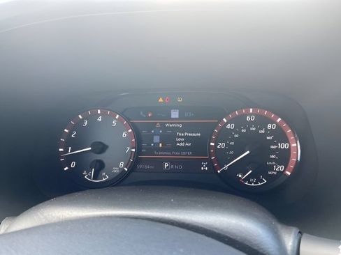 Used 2023 Nissan Frontier PRO-4X w/ Pro Convenience Package AWD/4WD image 18
