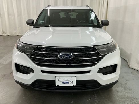 Used 2022 Ford Explorer XLT image 9