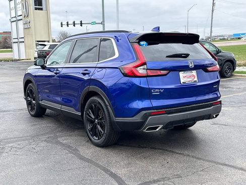Used 2024 Honda CR-V Sport Touring image 9