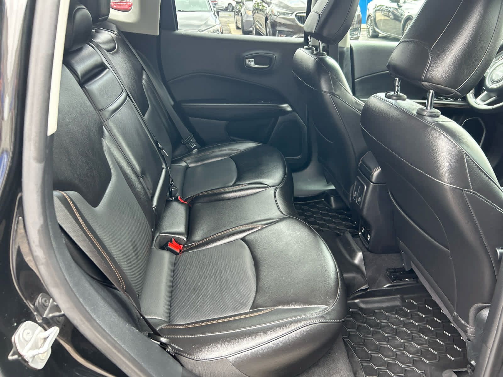 Used 2019 Jeep Compass Limited AWD/4WD image 27