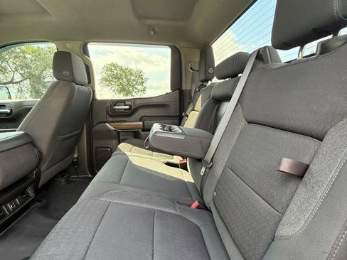 Used 2021 Chevrolet Silverado 1500 RST AWD/4WD image 12