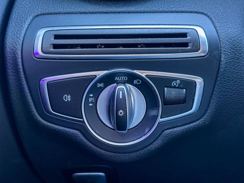 Used 2021 Mercedes-Benz C 300 C 300 image 22