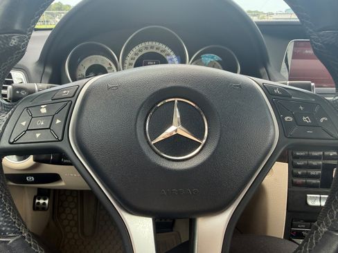 Used 2014 Mercedes-Benz E 350 Cabriolet image 11