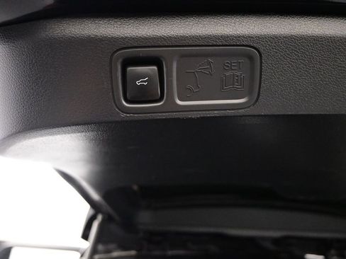 Used 2024 Ford Expedition XLT image 45