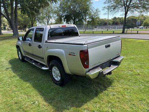 Used 2005 GMC Canyon SLE AWD/4WD image 18