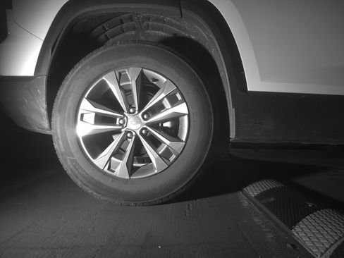 Used 2025 Chevrolet Equinox LT image 15