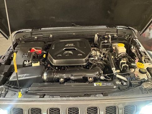 Used 2019 Jeep Wrangler Unlimited Rubicon AWD/4WD image 23