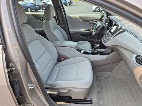 Certified 2022 Chevrolet Malibu LS FWD image 27