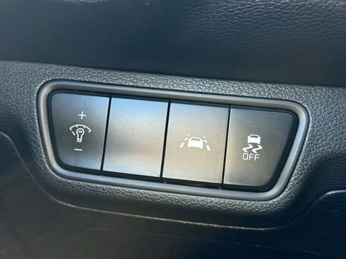 Used 2019 Kia Forte LXS image 17