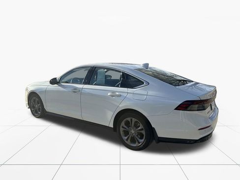 Used 2023 Honda Accord EX-L image 6