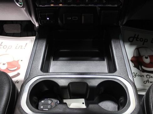 Used 2021 Chevrolet Silverado 1500 LTZ w/ Z71 Off-Road Package image 38