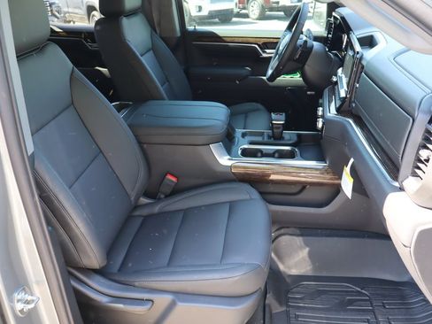 New 2026 GMC Sierra 1500 Elevation w/ Elevation Premium Package AWD/4WD image 24