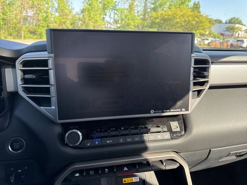 Used 2024 Toyota Tundra Limited image 14