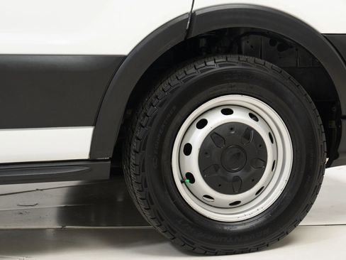 Used 2019 Ford Transit 150 XL image 58