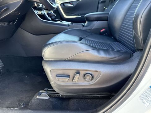 Used 2020 Toyota RAV4 XSE image 18
