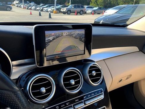 Used 2018 Mercedes-Benz C 300 4MATIC Sedan image 23