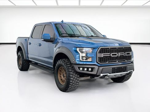 Used 2019 Ford F150 Raptor w/ Equipment Group 802A Luxury AWD/4WD image 3