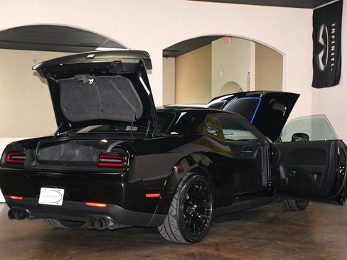 Used 2023 Dodge Challenger R/T Scat Pack RWD image 91