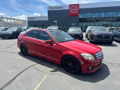 Used 2010 Mercedes-Benz C 300 4MATIC Sedan image 1