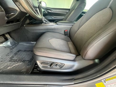 Used 2023 Toyota Camry LE FWD image 20