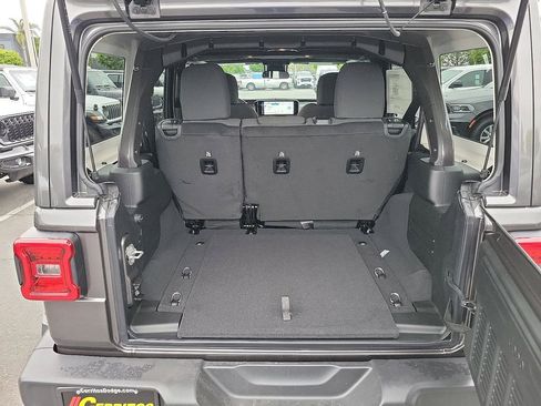 New 2025 Jeep Wrangler Sahara image 18