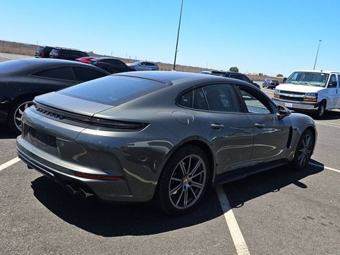 Used 2024 Porsche Panamera RWD image 6