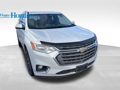 Used 2020 Chevrolet Traverse Premier image 10