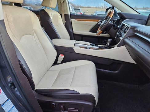 Used 2016 Lexus RX 450h AWD image 36