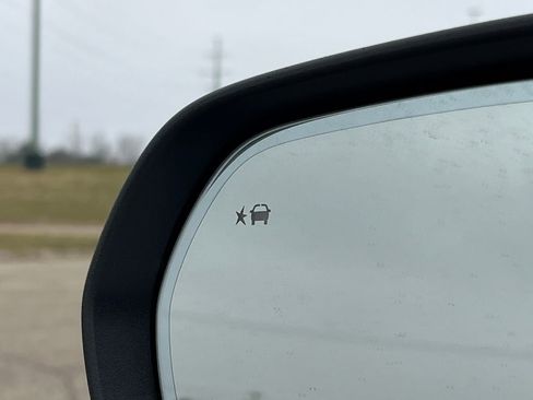 New 2026 Buick Enclave Preferred w/ Power Package image 38