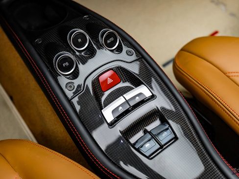 Used 2013 Ferrari 458 Spider 1,600 Original Miles image 79