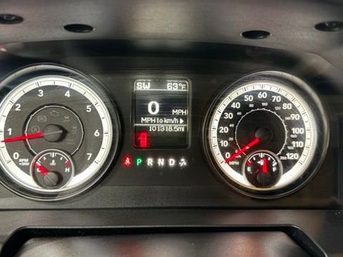 Used 2014 RAM 1500 Big Horn image 32