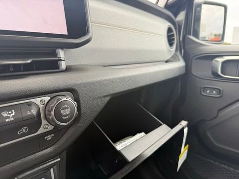 New 2025 Jeep Wrangler Sport S image 32