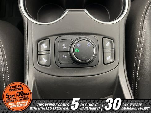 Certified 2023 GMC Terrain SLT w/ Infotainment Package II image 41