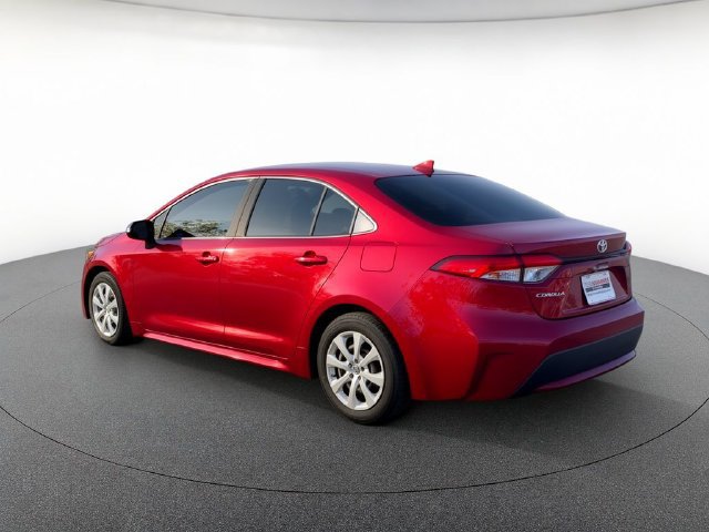 Used 2022 Toyota Corolla LE FWD image 4