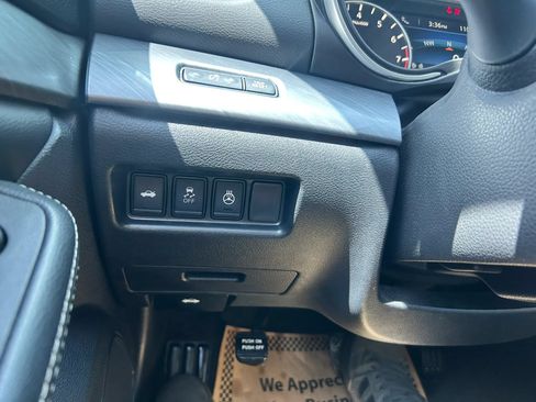 Used 2017 Nissan Maxima 3.5 SL FWD image 20