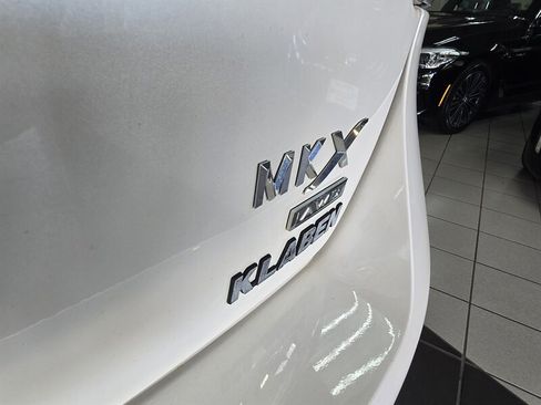 Used 2014 Lincoln MKX AWD w/ Equipment Group 102A image 43