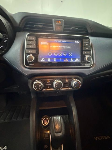 Used 2024 Nissan Versa SV FWD image 17