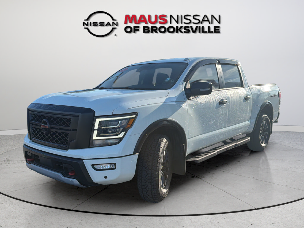 Used 2021 Nissan Titan PRO-4X w/ Pro-4x Convenience Package AWD/4WD image 4